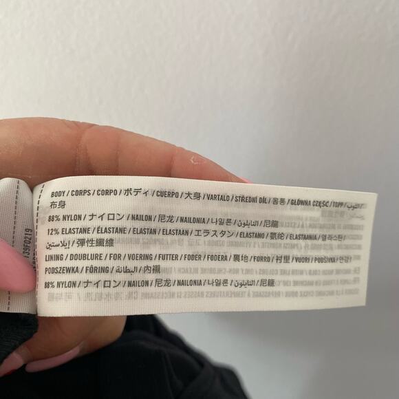 Abercrombie & Fitch Women's size Small Black Cut-Out Long Sleeve Bodysuit Top - Picture 9 of 9